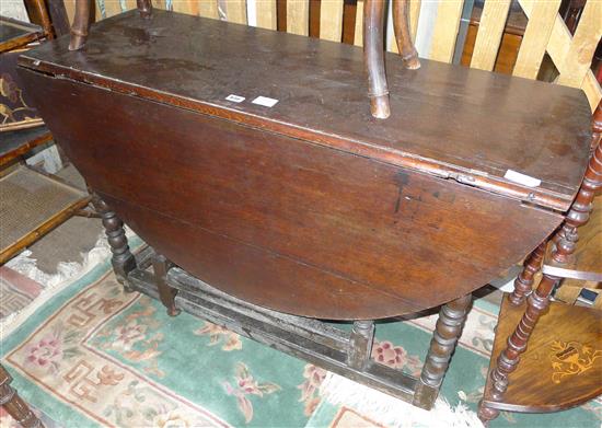 Oak oval gateleg table(-)